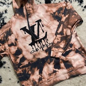 This is a two piece set message to order